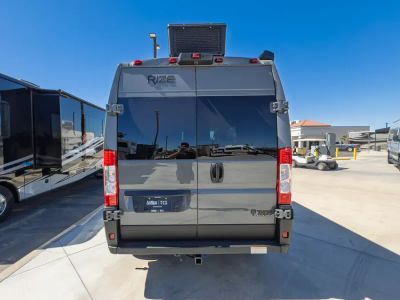 2027 Thor Motor Coach RIZE — photo 21 view