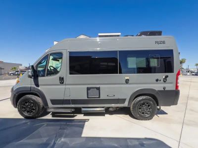 2027 Thor Motor Coach RIZE — photo 19 view