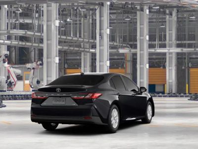 2026 Toyota Camry - Photo 11