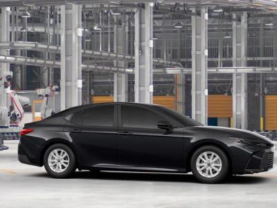 2026 Toyota Camry - Photo 15