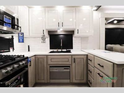 2026 Jayco Pinnacle - Photo 22