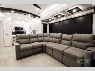 2026 Jayco Pinnacle - Photo 13