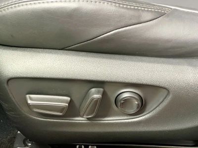 2024 Toyota Venza — photo 13 view
