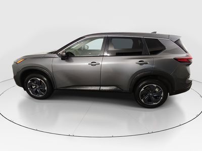 2025 Nissan Rogue - Photo 4