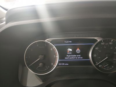 2025 Nissan Rogue - Photo 14
