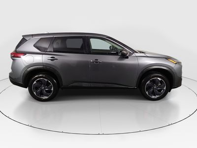 2025 Nissan Rogue - Photo 8