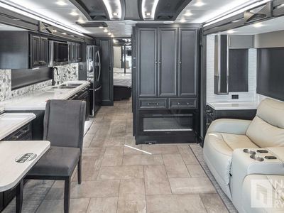 2026 Tiffin Motorhomes Allegro Bus - Photo 18