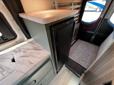 2025 Thor Motor Coach EDDIE BAUER - Photo 10