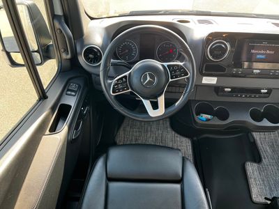 2025 Thor Motor Coach EDDIE BAUER - Photo 3