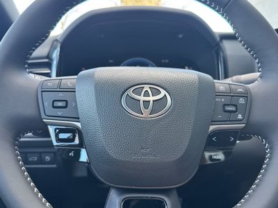 2026 Toyota Camry — photo 25 view