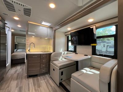 2026 Thor Motor Coach DELANO - Photo 6