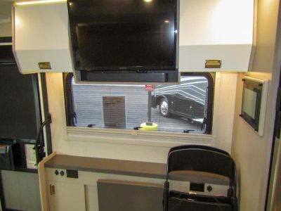 2025 Winnebago VIEW - Photo 11