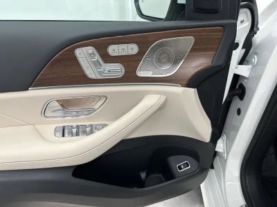 2026 Mercedes-Benz GLE - Photo 45