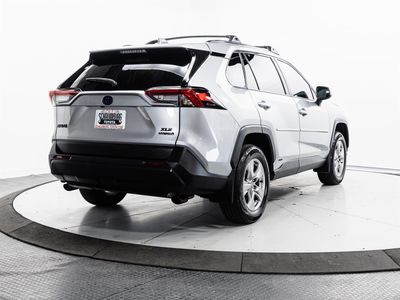 2024 Toyota RAV4 Hybrid - Photo 11