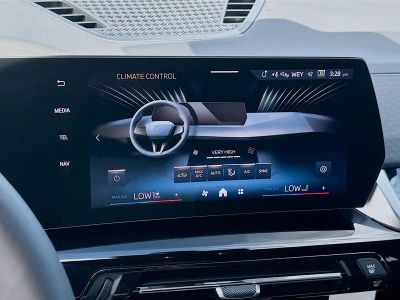 2026 BMW X2 — photo 13 view