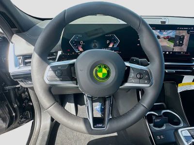 2026 BMW X2 — photo 8 view