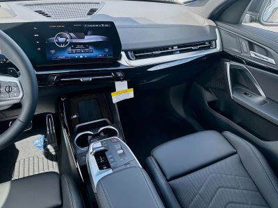 2026 BMW X2 — photo 18 view