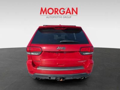2020 Jeep Grand Cherokee — interior view