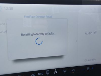 2024 Ford Transit 15 Passenger Wagon - Photo 23