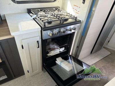 2026 Coachmen RV Brookstone - Photo 13