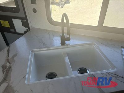 2026 Jayco Jay Flight SLX - Photo 12