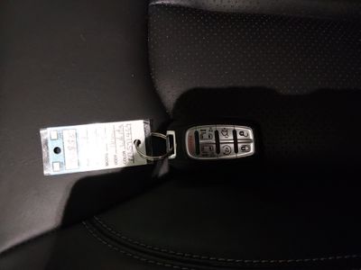 2023 Chrysler Pacifica — photo 15 view