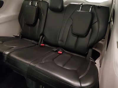 2023 Chrysler Pacifica — photo 17 view