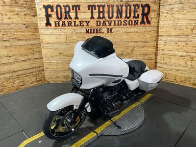 2025 Harley-Davidson FLHX - Street Glide — side profile view