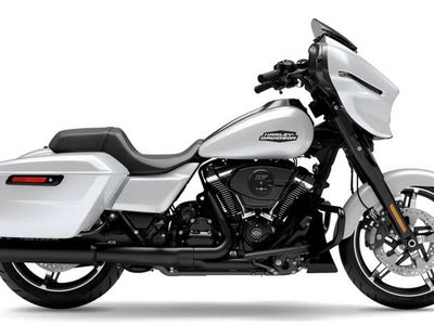 2025 Harley-Davidson FLHX - Street Glide — photo 7 view