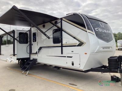 2027 Keystone RV Cougar Half-Ton in White Fog — front three-quarter view