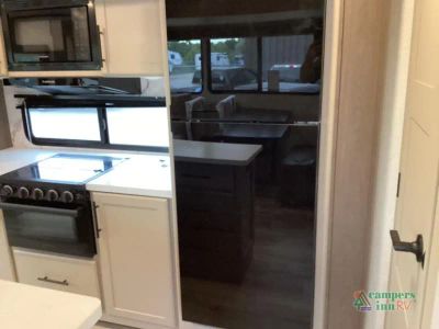 2027 Keystone RV Cougar Half-Ton — photo 21 view