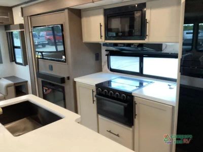 2027 Keystone RV Cougar Half-Ton — photo 22 view