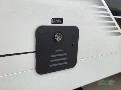 2027 Keystone RV Cougar Half-Ton — photo 10 view
