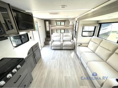 2025 Grand Design Transcend - Photo 11
