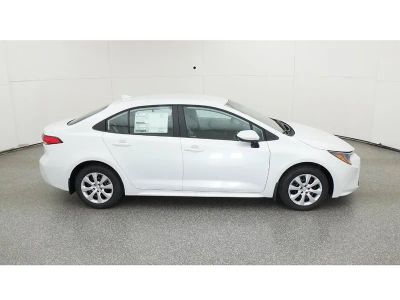 2026 Toyota Corolla — photo 11 view