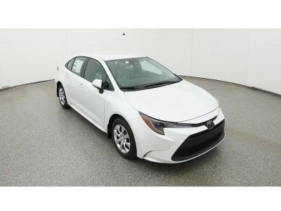 2026 Toyota Corolla — photo 13 view