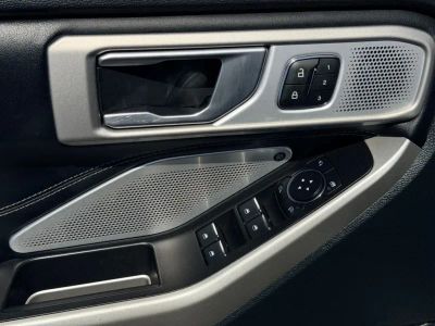 2023 Ford Explorer - Photo 25