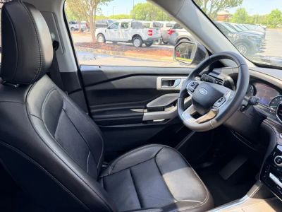 2023 Ford Explorer - Photo 16