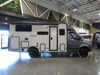 2025 Winnebago EKKO - Photo 12