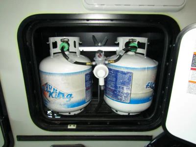 2025 Winnebago EKKO - Photo 15