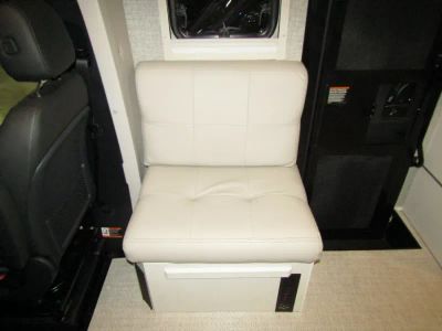 2025 Winnebago EKKO - Photo 6