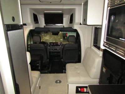 2025 Winnebago EKKO - Photo 3