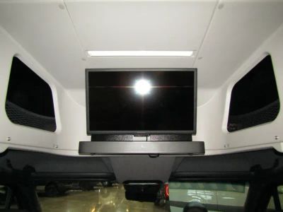 2025 Winnebago EKKO - Photo 4