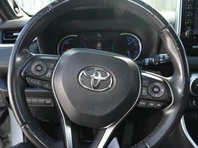 2019 Toyota RAV4 Hybrid - Photo 13