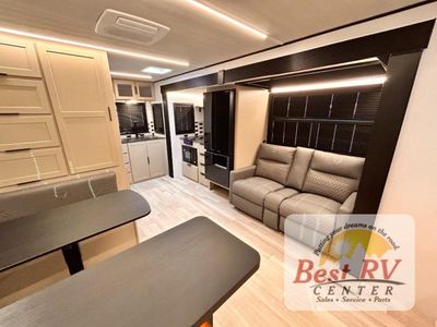 2026 Keystone RV Walkabout - Photo 14