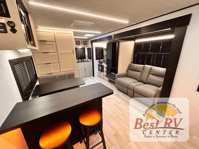 2026 Keystone RV Walkabout - Photo 13