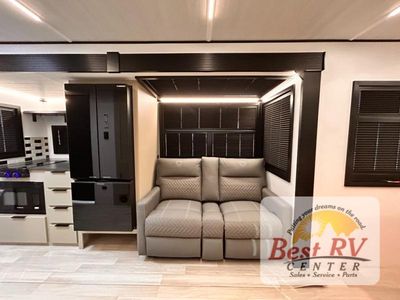 2026 Keystone RV Walkabout - Photo 17