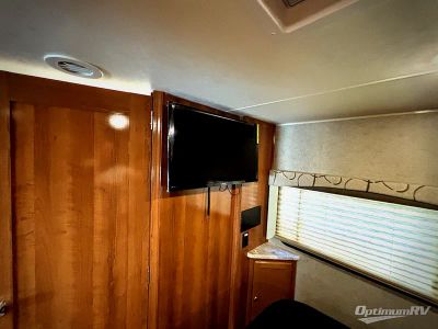 2018 Coachmen Leprechaun — photo 19 view