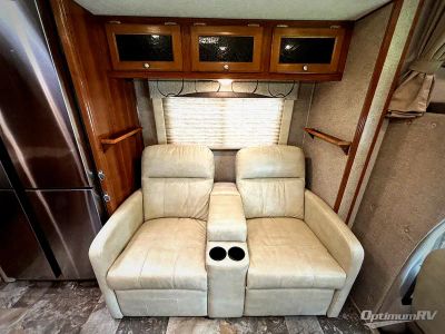 2018 Coachmen Leprechaun — photo 14 view