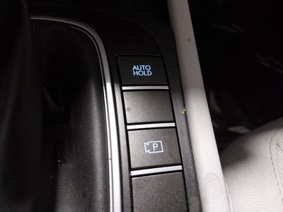 2025 Hyundai Kona - Photo 18